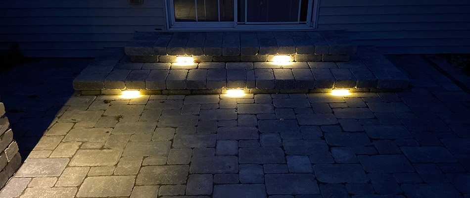 Incandescent on sale landscape lighting